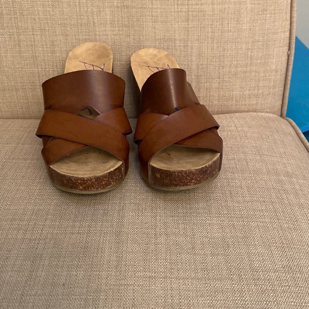 Cute Blowfish sandals